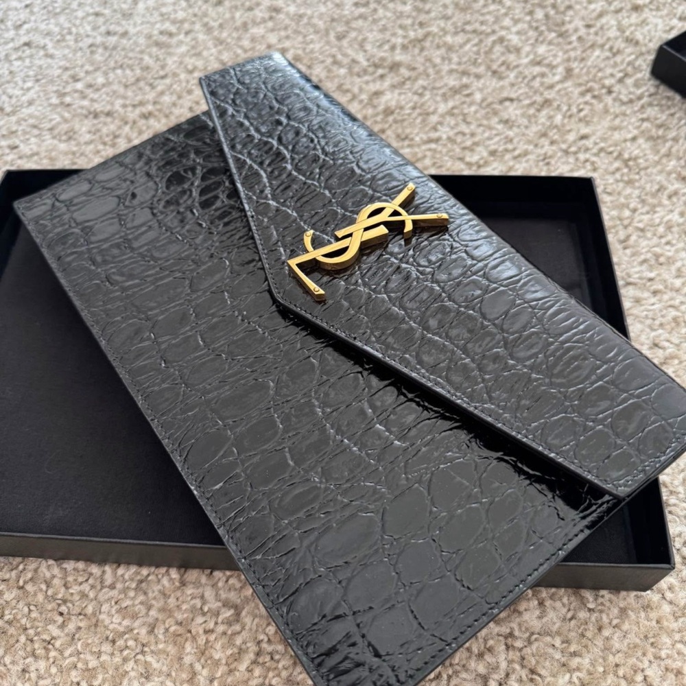 Yves Saint Laurent Uptown YSL Pouch Med Croc-Embossed Leather; Full Inclusion!